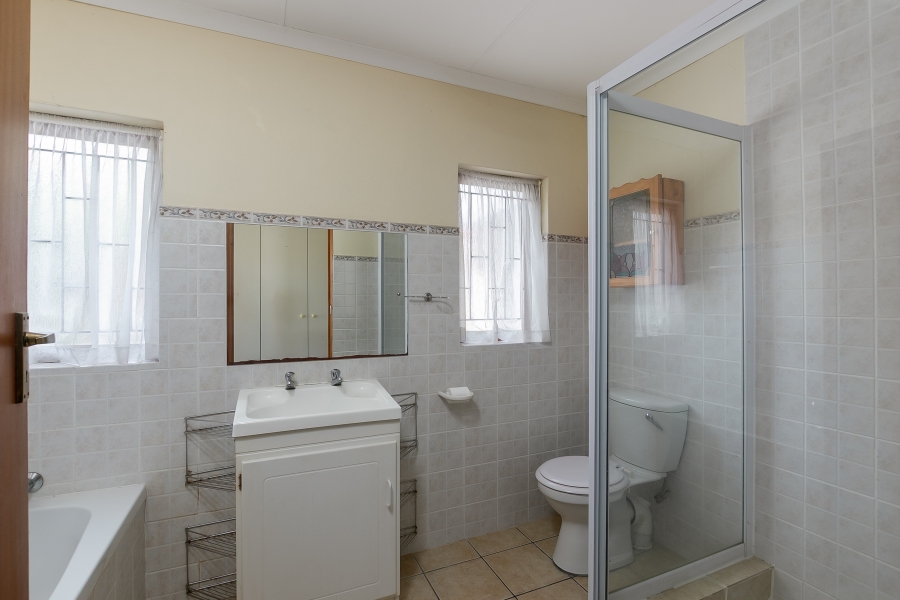 3 Bedroom Property for Sale in Hunters Estate Western Cape